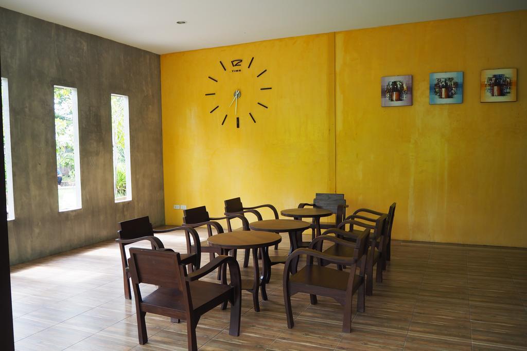 Rimmueng Resort Phanom Sarakham Екстер'єр фото